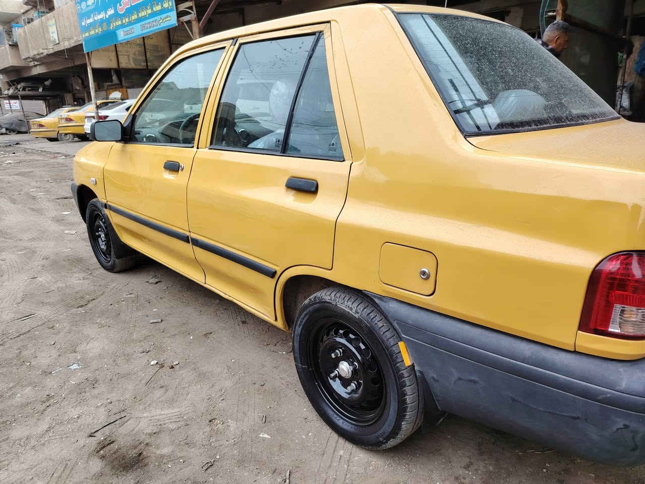 سلام عليكم عندي سايبه مديل ١٥ بغداد نضيفه وجاهزه تحويل ثاني يوم مصفره لا غرامه ولا هيئه مبدل بيه جاملغ وبنيد سعر ٣٥ ورقه وبيه مجال بغداد بلديات ***********
