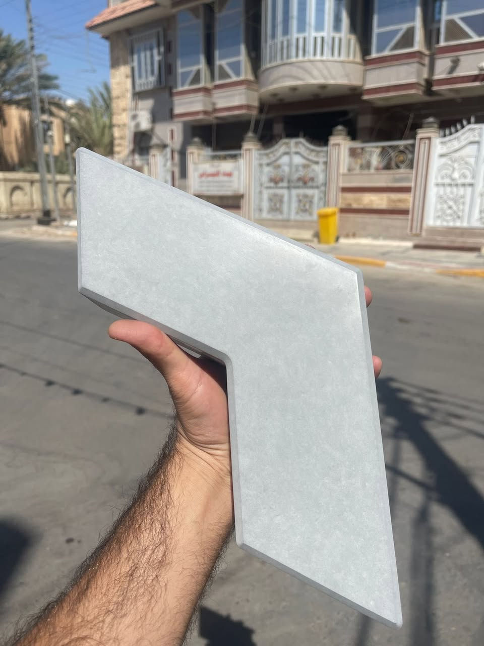 السلام عليكم
يعلن معمل العمارة للمقرنص المرمري عن توفر 
كادر ذو خبرة عالية في تنفيذ ارصفة المنزل 
بكافة الالوان والنقشات ويتوفر ايضاً سواقي 
ولاينات حدائق 
العنوان العمارة / طريق الميمونة قرب معمل اوكسجين العمارة 
للاستفسار والطلب 
على الرقم 

‭0788 372 6800‬ واتساب واتصال
