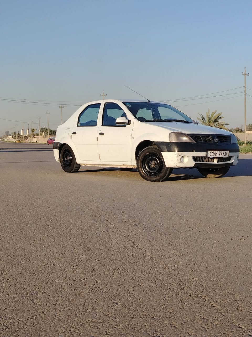 سلام عليكم رينو مديل 9 سياره مابيها خياس مكينه وكير  تبريد مكفول صدر امامي خلفي جديد دوشمه جديده سياره جاهزه مابيها نقص هزه جديده بسمي  مكاني بغداد دوره سعر 37 وبيها مجال ***********
