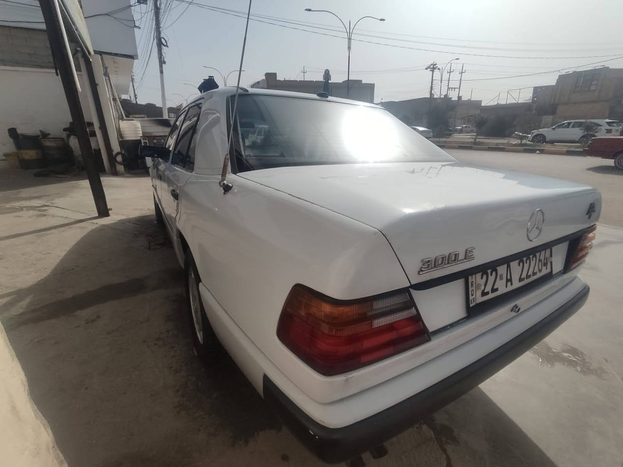 السلام عليكم
لبيع أو مراوس 
مارسيدس دب موديل ١٩٨٧
محرك ثنين ونص ديكو
السياره جاهزه من كلشي 
حداديه ٩٠ %
تايرات جدد
كهربائيات كله شغاله
رقم أربيل بسمي سنويه ل٣٠
ضربه قويه مابيه ولا مصبوغه عام 
السونار موجود مع الصور 
السعر ٧٣ وبيه مجال مكان ذي قار شطره
*********** واتساب
