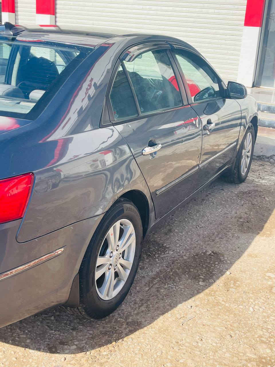 سلام عليكم للبيع سوناتا 2009 رقم اربيل دولي بسمي سنويه مجدده وهزه جديده كير محرك جدد 
صدر وره كدام نضيف 
كهربائيات كلهه شغاله 
وار امريكي  بدون ضرر
داخله كلين بيهه قطعتين 
صبغ بدون دواخل 
سياره ليبل واحد 
السعر 117وبيه مجال 
المكان ديالى الخالص سراجق 
***********
