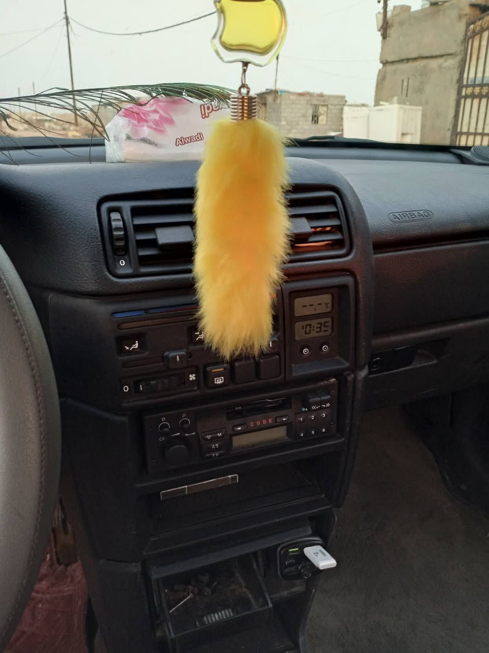 سلام عليكم اوبل فكتره رقم بابل بسمي تحويل ثاني يوم مشروع وطني سنويه جديده تخم تاير جديد مكينه كير صدر كله جديد سياره الف دينار ما تصرف عليها رقمي ***********
