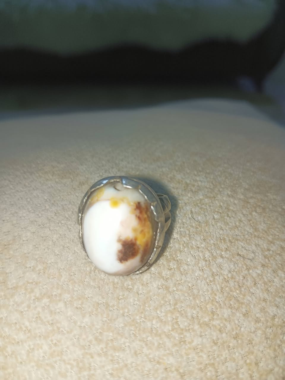 خواتم عطف حجر قديم مع خاتم ياقوت باريسي مع عقد وسوار كهرب حر طبيعي ماكنتوش للبيع ***********
