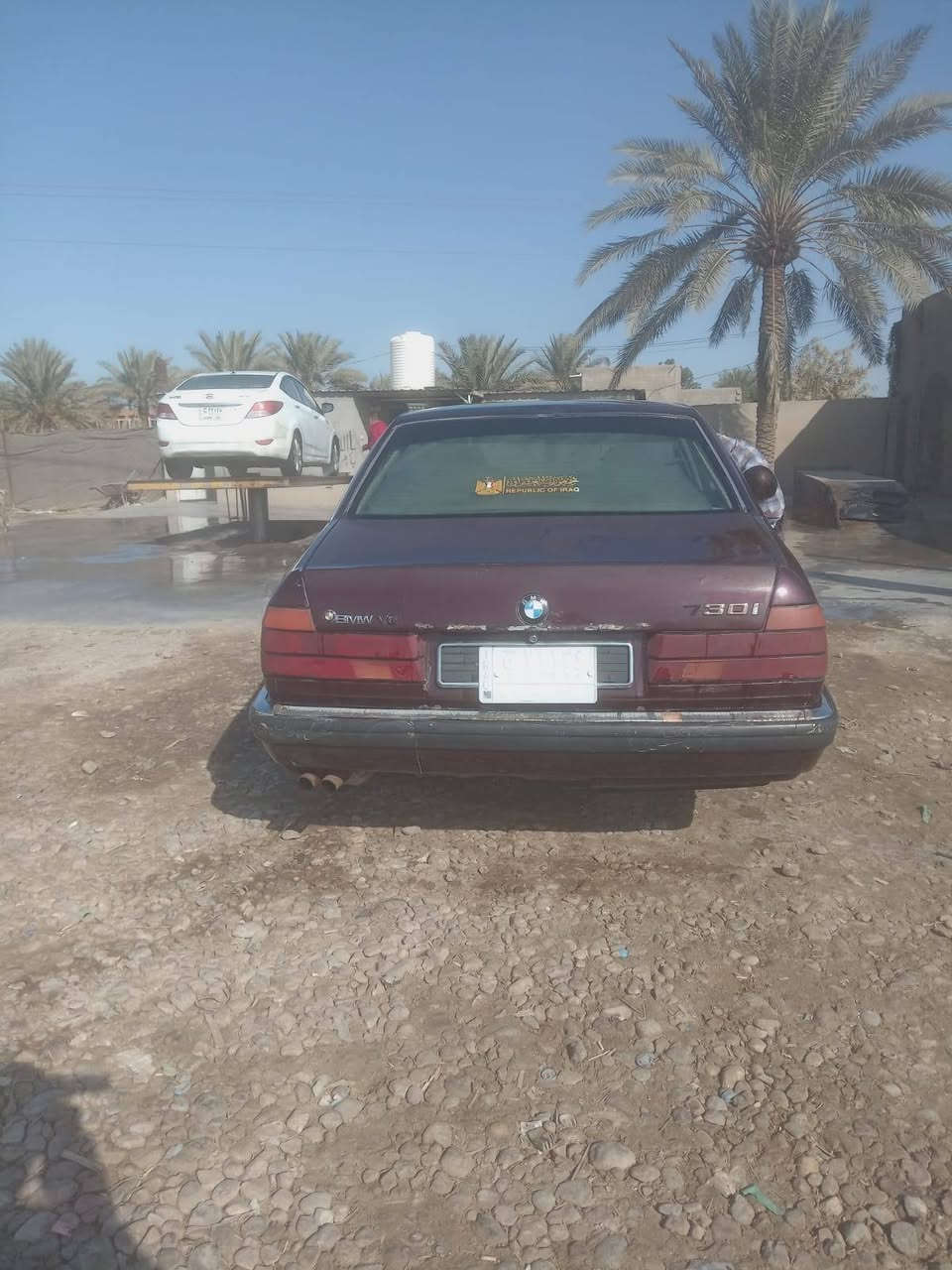 السلام عليكم السياره حجم ٧٣٠ سنوية ٢٨ مكينه خير من الله بيه كير بي خلل أبيع بدون كير مكاني واسط صويره السعر ٣٣الاتصال على الرقم غير متواجد على تواصل ***********
