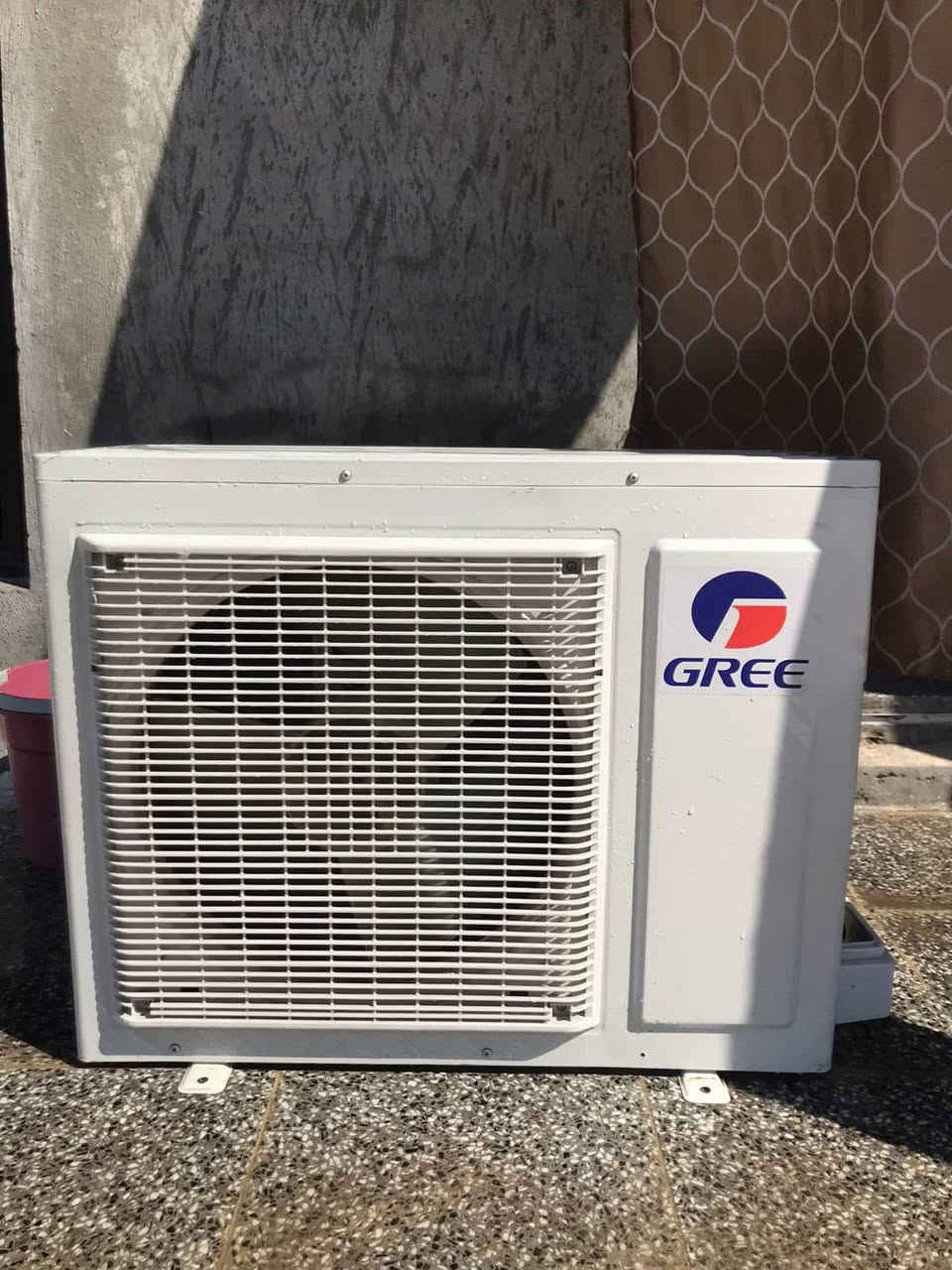 السلام عليكم
للبيع سبلت
نوع گري 
حجم 2 طن
غاز 22
الجهاز نظيف جدا 
السعر 425 الف 
***********
