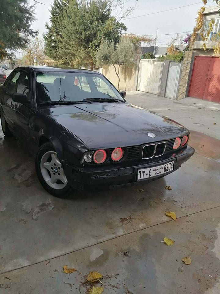 bmw
مۆدیل ١٩٩٣ ٤جام کارەباتۆماتیک مەمینە 525 فول مواسەفات دەعولیدراوی نیە بەشەرتی ١٠فیتەر  سعر  27

***********
*********** السليمانية, العراق
