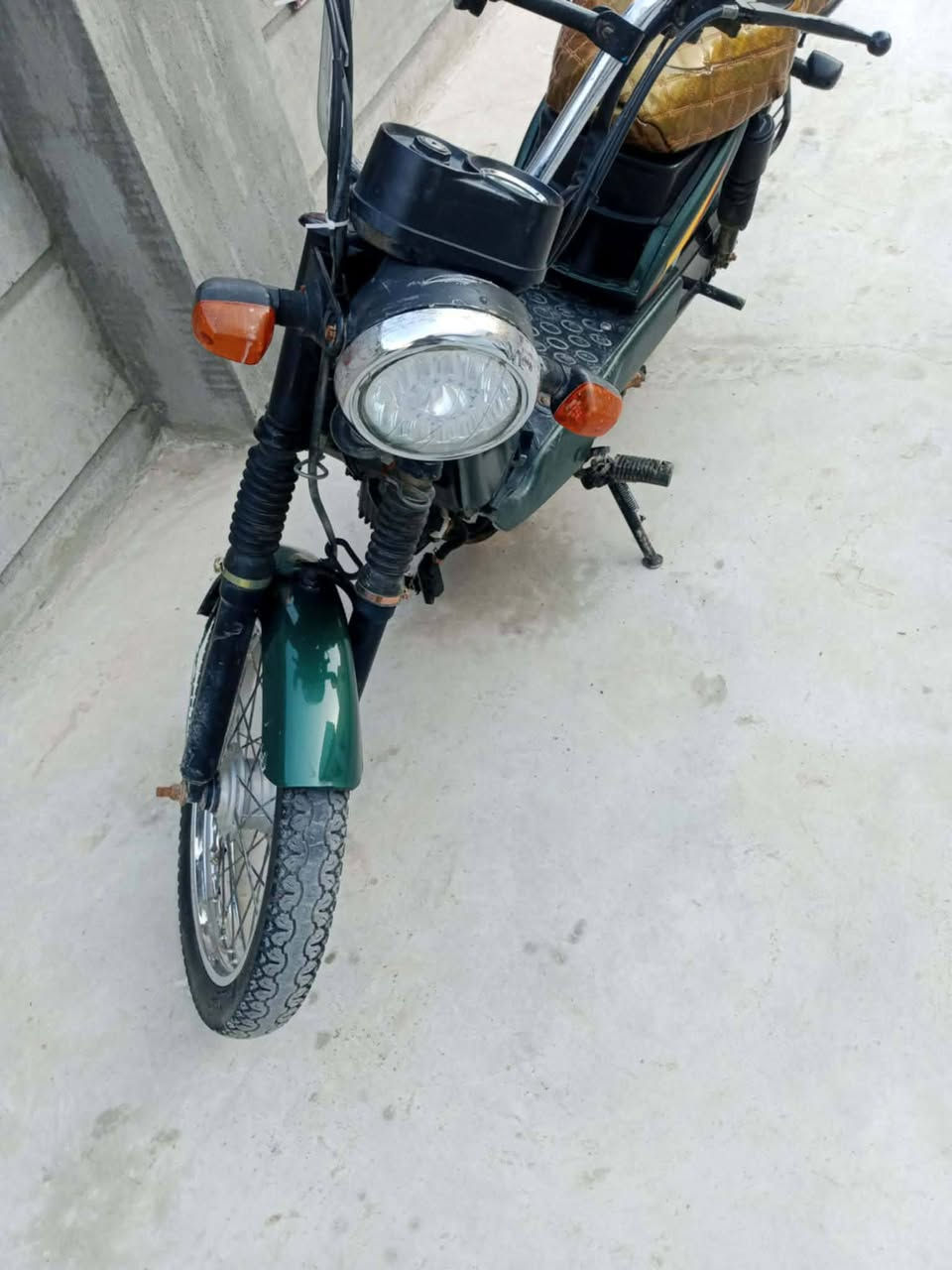 سلام عليكم دراجه للبيع تيفس كفالة عامه السعر 550وبيه مجال المكان ديالى الخالص لاتصال ***********
