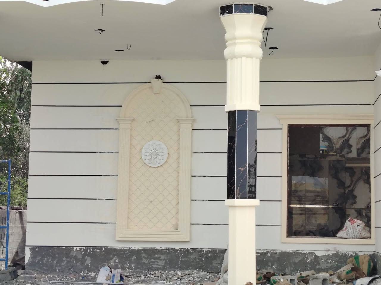 عمل وجهيات
سيراميك داخل ارضى وجدران
لبخ ترايش وطلس
***********
