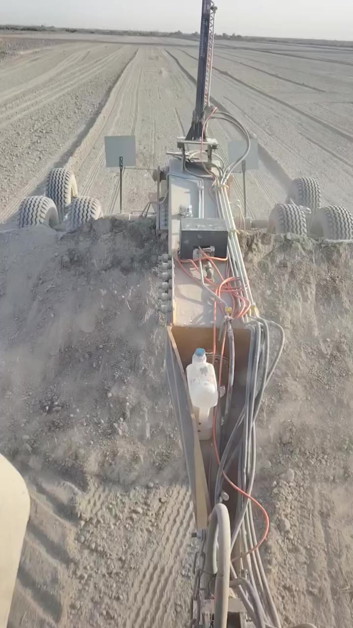 للبيع ليزر فارمر موديل  24 جاهز 
مع جهاز ابو تصليطه مع بطاريات ٢
اتصال ***********
