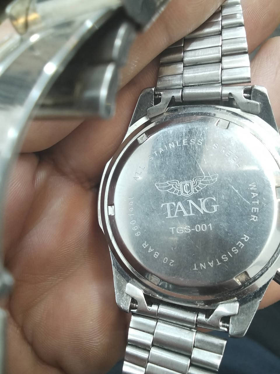 هذه ساعه هي ساعه يد رجاليه من نوع ماركه،،TANG,, كرونو غراف


**إذا كنت صاحب هذا الإعلان وتريد حذفه لأي سبب، رجاءا أرسل رسالة إلى الدعم الفني**