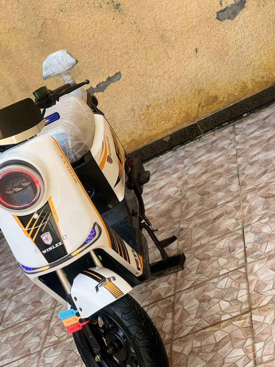 سلام عليكم R11
سلام عليكم.......

دراجه R11مديل ٢٠٢٦
بطاريات دبل ٣٢ امبير ٥بطاريات
شاشه دجتل سرعه ١٢٠ وحقيقي ٨٠
اشاير لد LAD
ملف ٢٠٠٠ حقيقي ونقي
هورن طاط خاف مايعجبك ديد😂
بيه بلوتوث تكنك بل تلفون
دسكات وفلنجات امامي خلفي
دراجه كلششششش نضيفه بيه بس دسك الوره مكسور سعره ١٥ الف
بيه شاحنه مال تلفون
بيه سويجين وبصمه وكراتين شاشه... السعر ٦٥٠ وبيه مجال حك جيه... عنواني البصرة القبله حي جامعه شارع مستشفى طفل قرب محطه وقود جامعه


**إذا كنت صاحب هذا الإعلان وتريد حذفه لأي سبب، رجاءا أرسل رسالة إلى الدعم الفني**