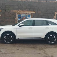 سورنتو موديل2024 ماشيه 17الف مكفوله من الزلغ سياره نضيفه كلش السعر 310...