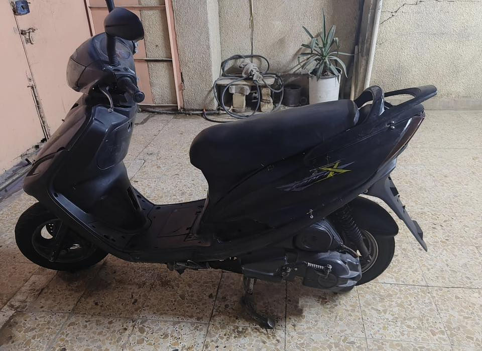 سلام عليكم ماكس 140 للبيع او للمرواس دراجه شلعه معدل جاهزه خير من لله تجفيت جديد مكاني بغداد الحريه او دولعي ***********
