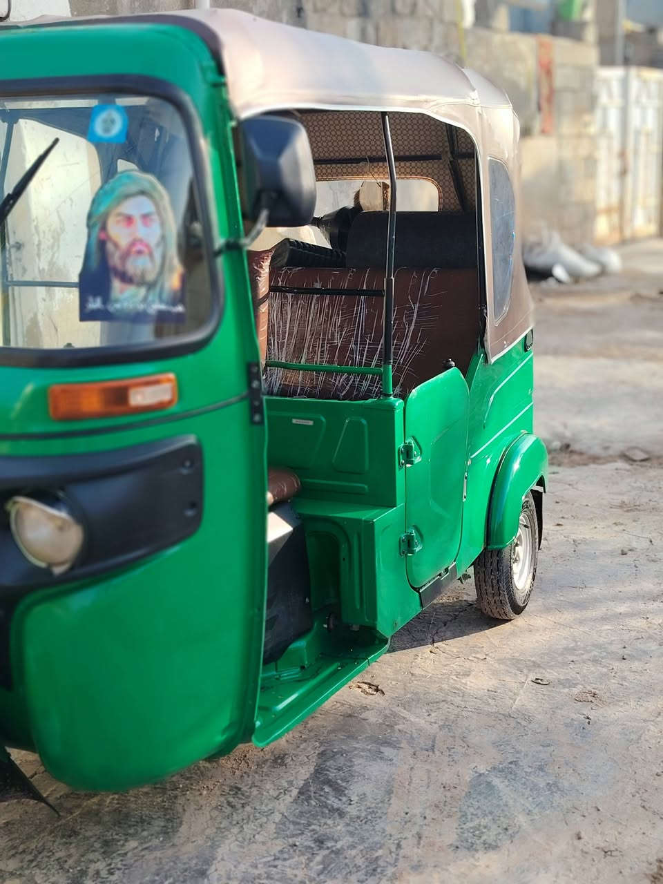 السلام عليكم
شباب تكتك البيع موديل 2022شهر التاسع مكفوله كفاله عامه كشر محرك مبدل بيه بس زنجيل وبيه ضربه بصيطه كلش المكان ديالى قصاء الخالص ***********
