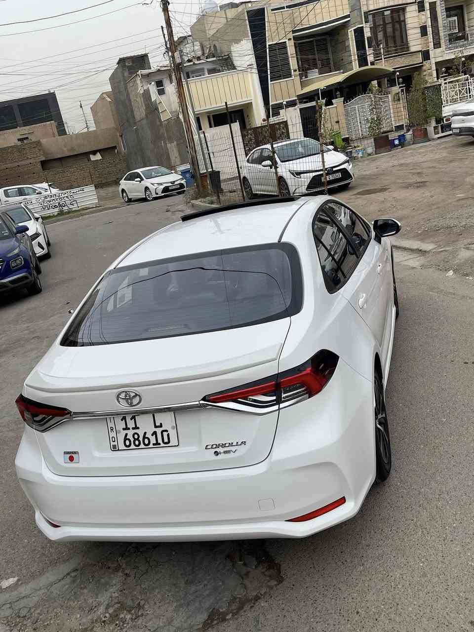 السلام عليكم
للبيع تويوتا كورلا هايبرد 
الشكل الخليجي 
موديل 2025
ماشيه 8500 كيلو 
بنضافة الزيرو 
مدوشمه كامل السياره 
فول مواصفات 
مكفوله من الصبغ والبارد 
السعر 156 وبيها مجال بسيط 
للاتصال ***********
مكان السياره بغداد حي الجهاد حي الحسين
