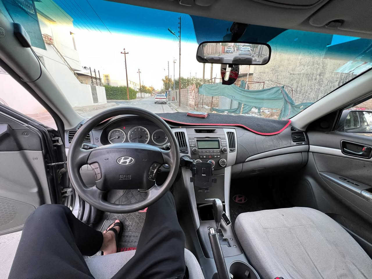 سوناتا 2009 كندي مكينه 2400 مكفولة من الضرر ما عدا 3 قطع تعديل بارد محرك كير بشرط بلادي ما مفتوح رقم سليمانية سنويه بسمي شرط التحويل سيرفس جديد بالكامل دهن محرك دهن كير صدر تايرات جديده سياره مال بيت نضيفه السعر 125 بي مجال بسيط مكاني كركوك ***********
