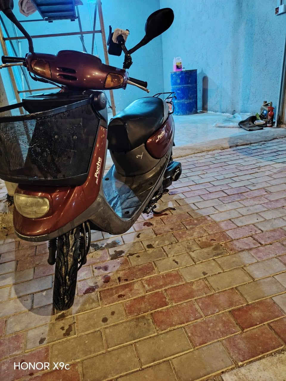 سلام عليكم 
 دراجة للبيع منغولي ام سله دراجة جديدة حاويه  
تفاصيل على خاص و اتصل على رقم ***********
