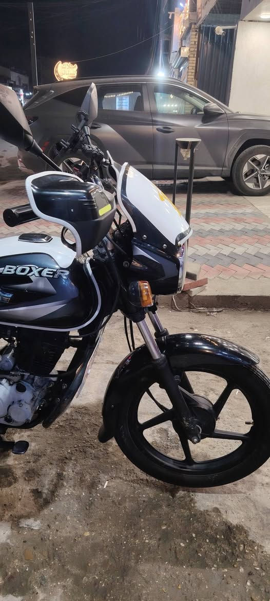 بوكسر رقم بغداد نضيفه حيل عاطل بيها بس سلف
سعر ١٨٥٠ وبيها مجال قليل
رقم ***********
حي جهاد
