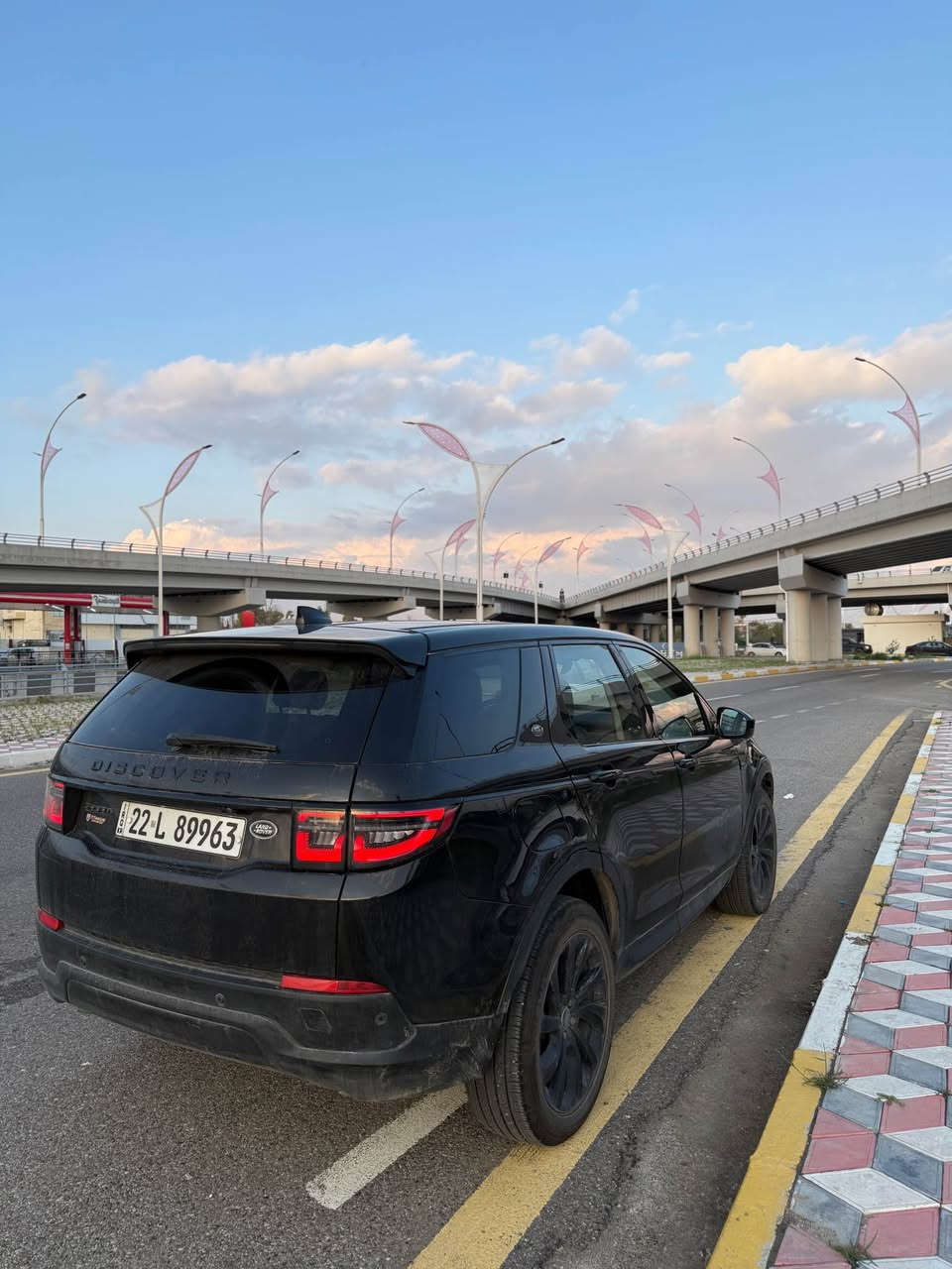 السيارة فول مواصفات كلين تايتل بدون صبغ فقط قطعتين بارد امريكا سيارة سيرفس كامل واستخدام شخصي و4 تايرات جديدة الحدادية (95‎%‎) النضافة فول سيارة احلى من صور السعر مغري جدا جوا السوك كلها (197) وبي مجال مكاني كركوك واتساب (***********) 
4 سلندر 
2.t كركوك, العراق
