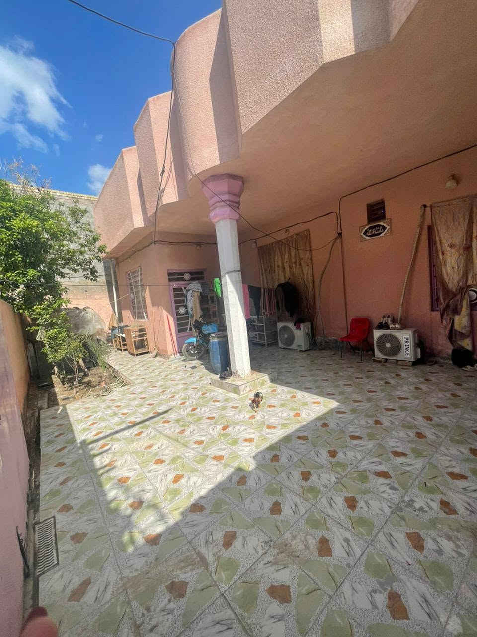 السلام عليكم بيت للبيع بالمعملجي مقابيل اعداديه الصناعه مساحته ٢٠٠م طابق واحد نضيف جداً
طابو زراعي سند 25 يحتوي على مطبخ وصاله وغرفه واستقبال وصحيات ومتوفره جميع الخدمات للاستفسار عل هذا الرقم ***********
