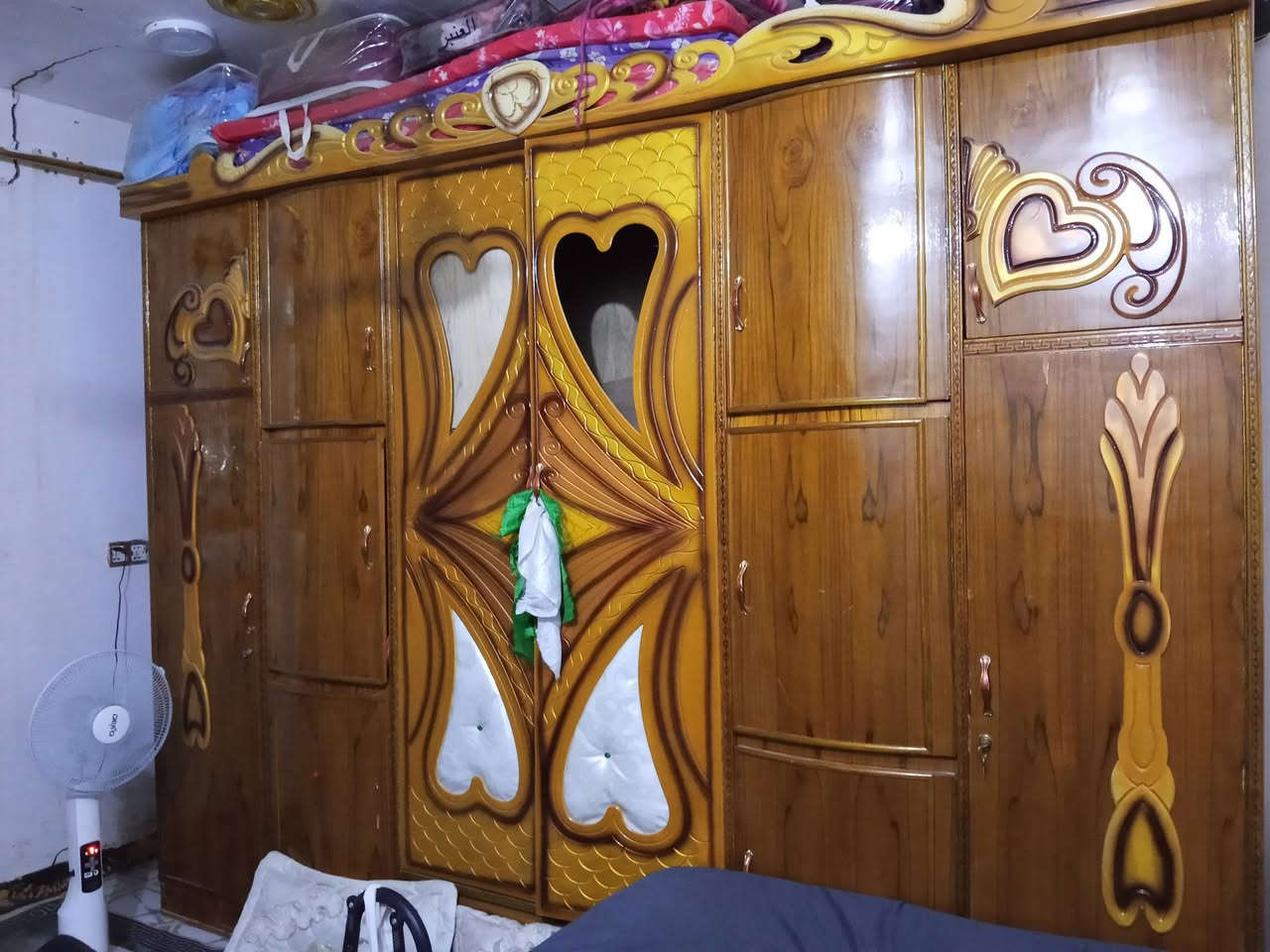 غرفة نوم للبيع جديده كامله سعر خاص ***********
