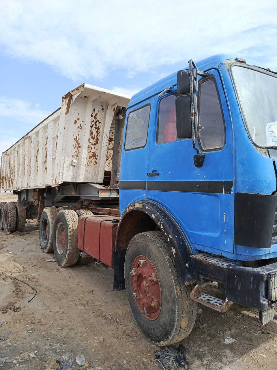 البي للبيع موديل 75 مكينه 10 كير 112برميل مجموعه جي اف رقم تحويل مباشر رقمها انبار العربانه أوربي تخم تاير مامشتغل  شاصي مكفول جك الماني للاستفسار ***********..***********مكاني نجف بحر النجف
