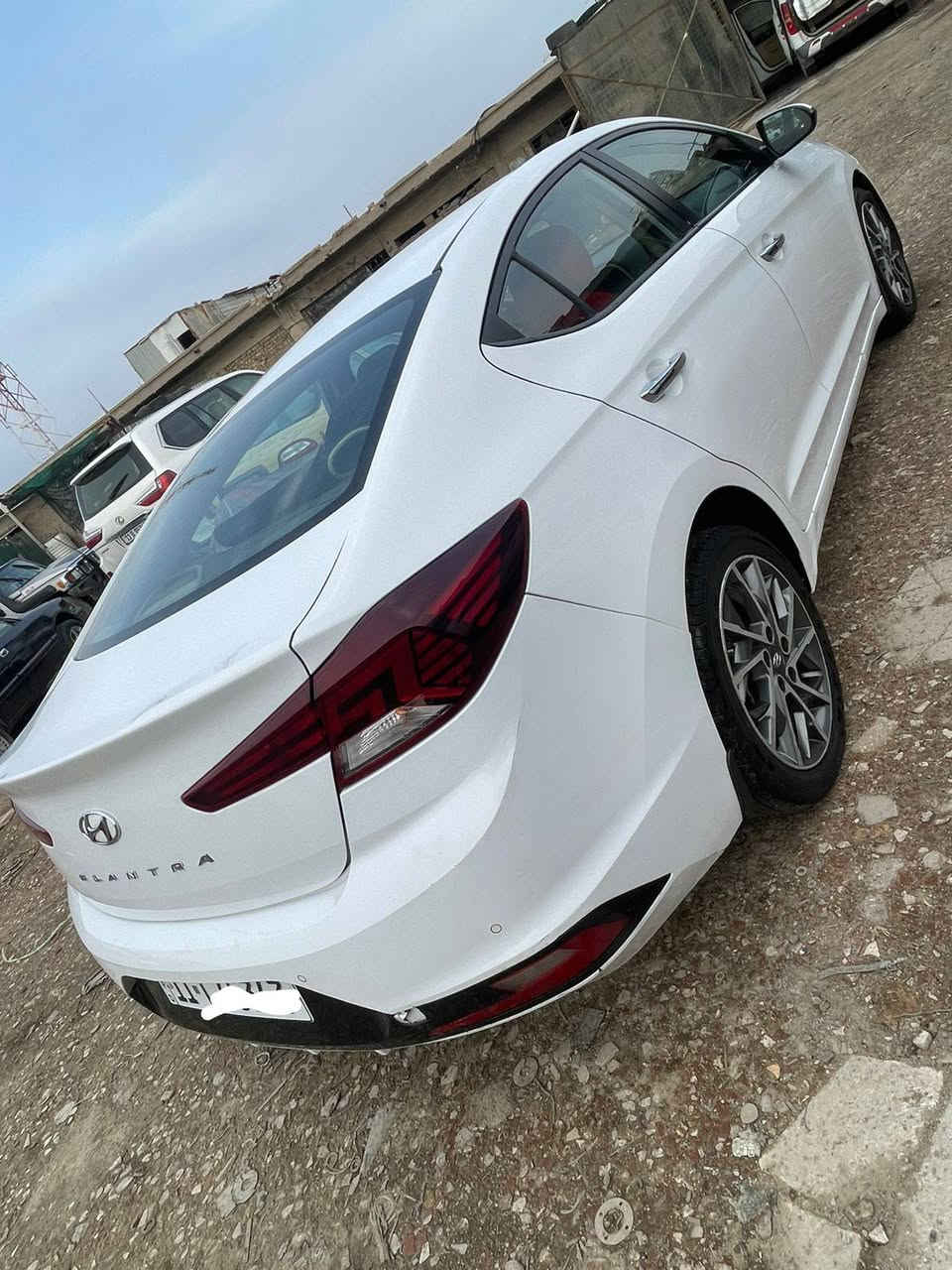 سلام عليكم  كل عام وانتم بخير /  النترا خليجي موديل رقم بغداد بسمي 2020 مكفول كفاله عامه من الصبغ وتبديل كير كفاله ومحرك  كفاله عامه فول بصمه ابواب بصمه مكان ناصرية سعر 158  مركز رقم ***********
