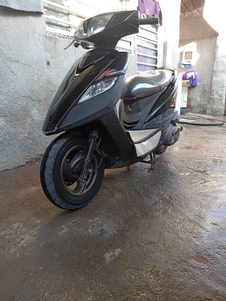 سلام عليكم
دراجه ماكس ثعلب للبيع 
دراجه جديد  مكينه جديده 
الدراجه برغي ماعيزه 
السعر ٩٠٠ وبيه مجال قليل 
***********
