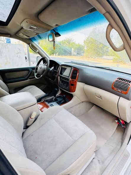 سلام عليكم للبيع لاندكروز 2005 كفاله عامه عده شويه بارد بين البابين وشويه صبغ بل بنيد شبر فقط
السياره جديده بمعنى الكلمة ماشيه 233الف حقيقي
كير محرك صدر تخم تاير تبريد جيد جدا 
السياره جديده منل داخل ومنل خارج فول مواصفات 
فتحة سقف شاشه صاج دبل تانكي فورويل ابريم ام الطفايه 
رقم سليمانيه تحويل مباشر السعر 190ورقه وبيها مجال
عنوان بغداد للاستفسار ***********1
