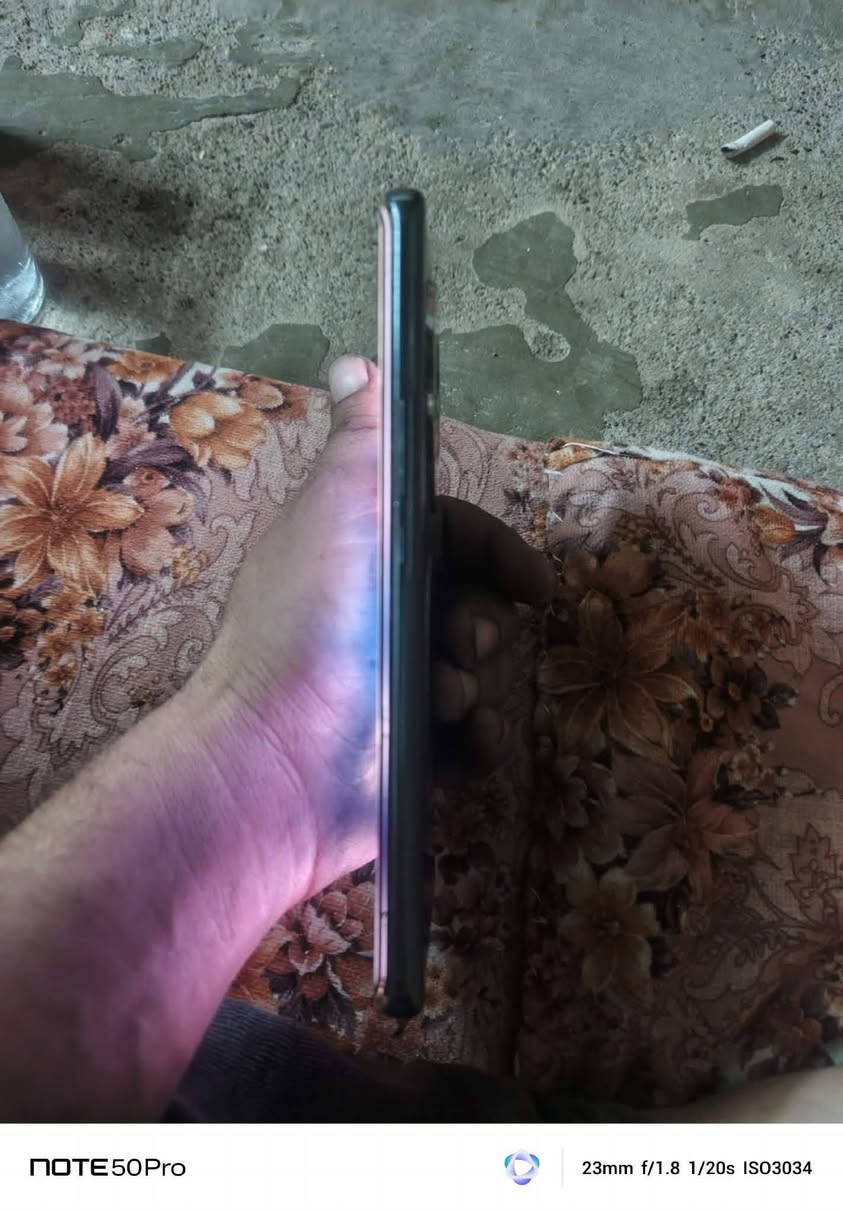 السلام عليكم مبايل هونر اكس 9b الذاكره 256 رام 12 شرط نضافه بس بي فطر مل لمس ومايضر شي السعر 225وبي مجال  
***********
