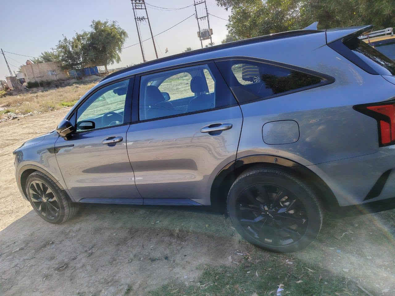 سورنتو  موديل 23 رقم بغداد ماشيه  54 الف  فول مواصفات وارد امريكي كلين بدون حادث ابيع سونار  السياره جديده حيل سعرها 240 ورقه ***********

