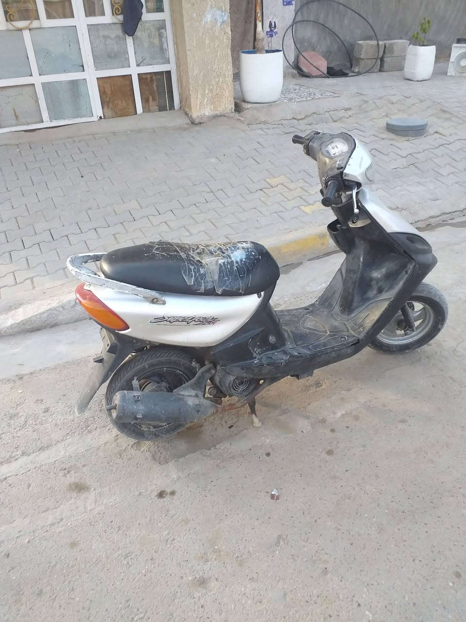 سلام عليكم ماكس قجمه للبيع جاهزه السعر ٢٥٠ مكاني حسينية الراشديه رقمي ***********
