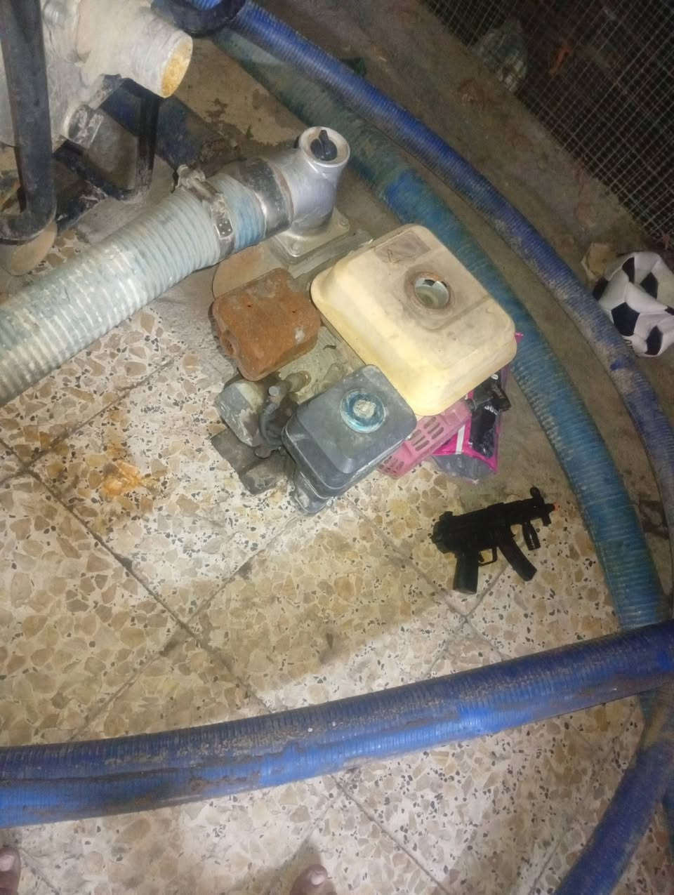 روبن لبيع شغلت وكلشي ماه بيهن ثنين حجم 3واحد حجم 2سعر لواحد 75مكان ميسان قلعه صالح ***********
