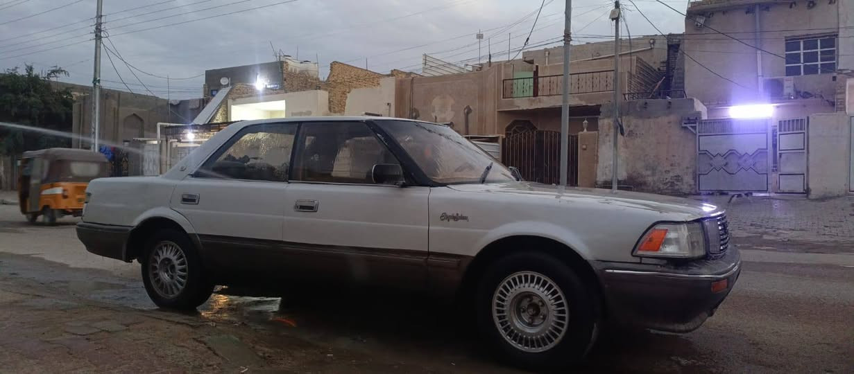 كراون هارتوب كير مكينه ٢٥٠٠جدد هسه شادهن مصبوغه عام ما بيها ضربه حداديه كهربائيات سنويه ل 28 رقم ميسان ومكاني ميسان 
السعر ٣٠ وبيها مجال ***********
