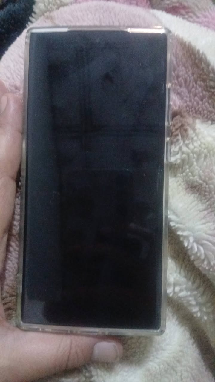 اس ٢٣الترا شرق اوسط بيه طخه بشاشه للبيع الخاص مفتوح


**إذا كنت صاحب هذا الإعلان وتريد حذفه لأي سبب، رجاءا أرسل رسالة إلى الدعم الفني**