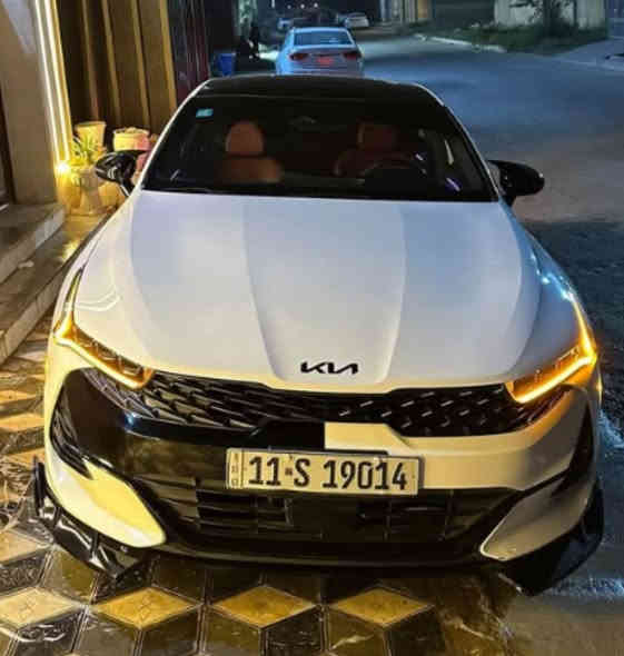 السلام عليكم شباب
K5 جيتي لاين  
موديل 2023 
مواصفات GT LlNE
لوون ابيض مميز ماشاء الله 🖤
فول مواصفات بنوراما ❤️
1-بصمه
2-شحن هاتف لاسلكي 
3- قياده ذاتيه ؏ الخطوط السريعه
4- هاند بريك بصمه 
5- سقف أسود بانوراما
6- مثبت سرعه 
7-نضام ABS
8- مانع انزلاق
9-حساس أطارات 
10-بك لايت ليد
11-شاشة
12- كامره دواره
13- كشافات امامي
14-شاشه اعطال
15-ويل كورم لونين
16-رادار جانبي وخلفي وامامي 
17-مراقبة النقطة العمياء
18-رادار الخطوط البيضاء 
19-اشاير بالمري 
21-كشنات تدفئه فقط
22-‏ مقعد للسائق قابل للتعديل كهربائياً
23-لايتات ‏3 عدسات 
24-نضام قياده 
25-كشنات جلد احمر ❤️ smart+normal+sport+custom
25-بلوتوث + aux + usb
26-فول تحكم ستيرن
27-كير أوتو + عادي
28- ئوتو بريك 
29- ‏ ‏الخريطة🗺📍
31- ستيرن حرف D  
32-‏Led +  زينون
33-السياره فول رادرات 
34-التشغيل عن بعد
‏AUTO HOLD-38
39-نظام الملاحة
40-مصابيح خلفية LED
41-مصابيح ضباب LED
42-لاسلكي Android Auto  
43- لاسلكي 
44-ماشيه 40
#ضرر (   جاملغ مبين صور الحادث بل الصوره ) 
ايرباك طاك استيرن  
دواخل  سليمة  

السعر195$ وبيها مجال 
رقم تلفون 📞  *********** و واتساب 
مكاني بغداد
