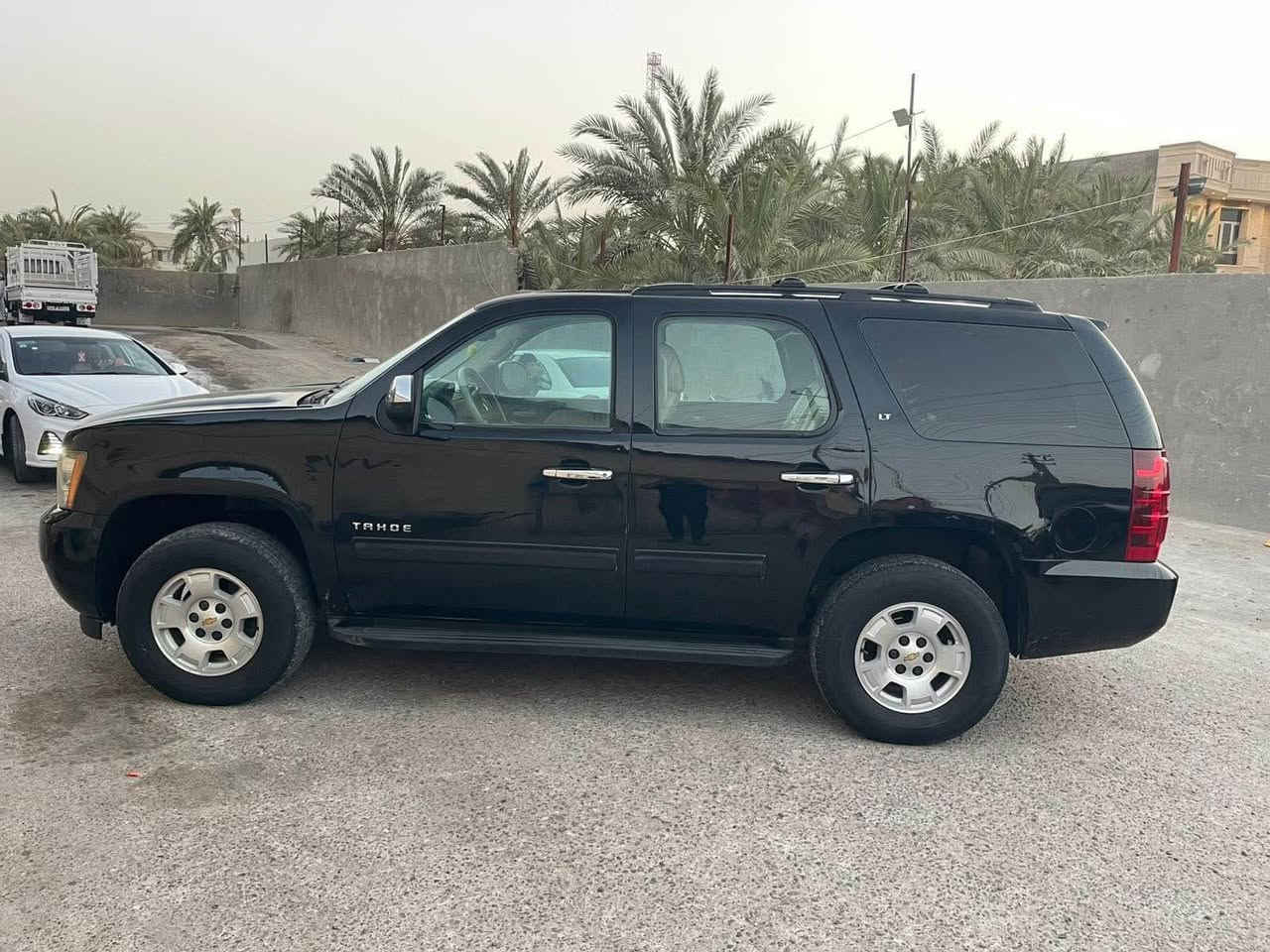 تاهو خليجي 14 بيه شبر صبغ بالجاملغ الأيمن و البنيد مرشوش المكينه والكير كفاله مفحوصه قبل ست اشهر يم المندلاوي والتقرير موجود رقم بغداد بأسمي تحويل ثاني يوم 
السعر 240 مكاني البصرة الهارثة حي الانتصار تفاصيل اكثر الاتصال ع الرقم *********** Colombo, Sri Lanka
