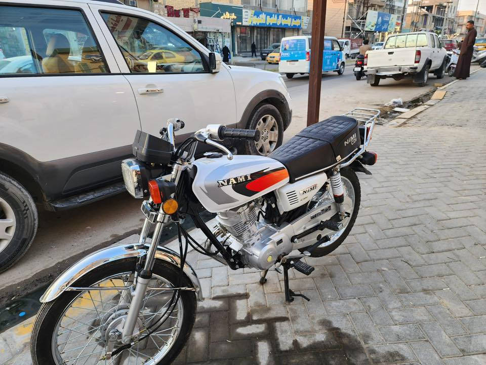 دراجة نامة امتياز نظيفة كفالة عامة تفحص السماوة كلها السعر 900 ومجالها بسيط جداً الي مو شراي لا يتعبني ولا اتعبه رجائاً 
الرقم ***********
"فقط الشراي يتصل 🙏🏻🤍"
