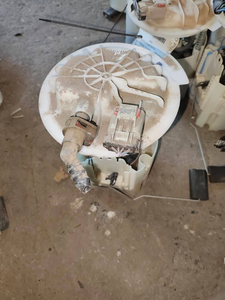قواعد فيت بم دوج كرفان و جورني 
سعر القطعة 75الف كاملة 
سعر القطعة 35الف مكسور 
للاستفسار الاتصال على الرقم التالي
***********واتساب
يوجد لدينا توصيل كافة المحافظات
