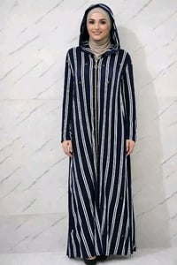 قياس ٤٦/XL • نيلي مخطط • سحاب أمامي