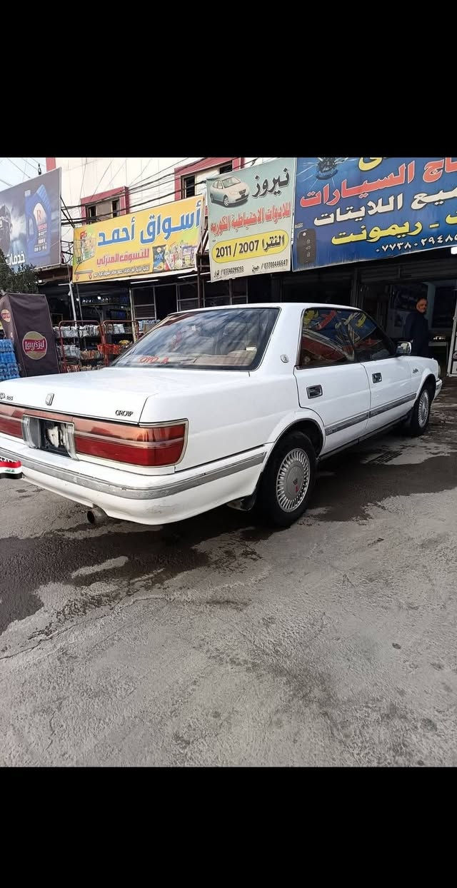 السلام عليكم لبيع هارتوب 
مديل 93 بلادي مابيه قطرة صبغ تبريد شغل محرك

2500 مكينه كير مكفولات رقم بغداد بسمي تحويل ثاني

 يوم السعر 65 وبيه مجال بصيط مكاني بغداد بلديات

***********
