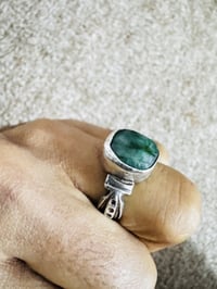 زمرد طبيعي • صياغة قديمة • حلوة