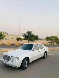 مرسيدس • ١٩٩٢ • مكينة ٣٠٠