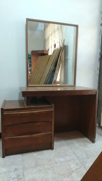 غرفة نوم للبيع نقص كنتور خشب اصلي ثكيل السعر خاص او واتساب 07822047228