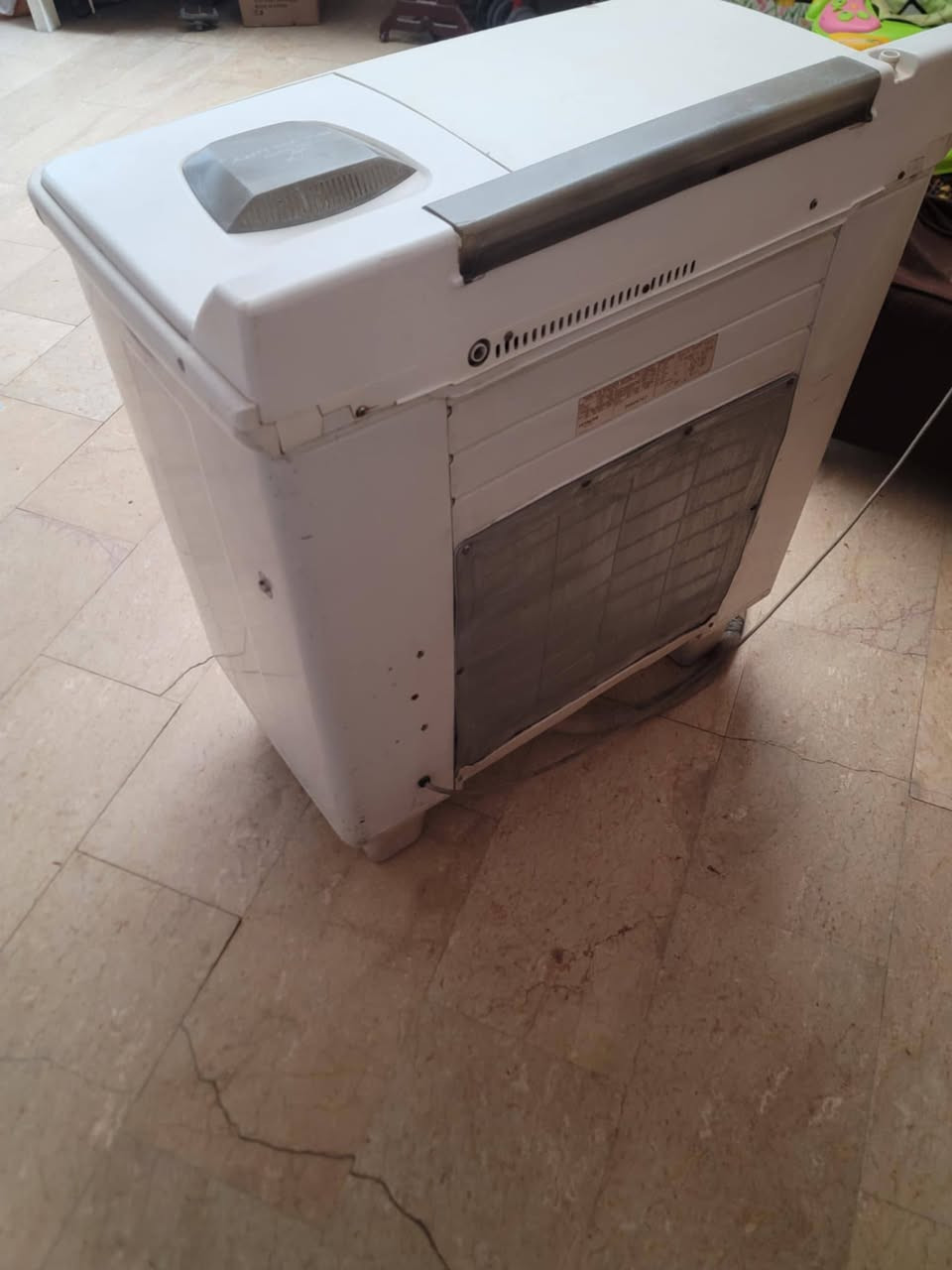 للبيع غساله هيتاشي شرط ياباني جاهزة وعلى فحص حجم جبير بدون ظرر فقط كسر بالفريم كلش بسيط وموضح بالصور السعر 80 ومتوفر توصيل داخل بغداد مكانها كميرة


**إذا كنت صاحب هذا الإعلان وتريد حذفه لأي سبب، رجاءا أرسل رسالة إلى الدعم الفني**