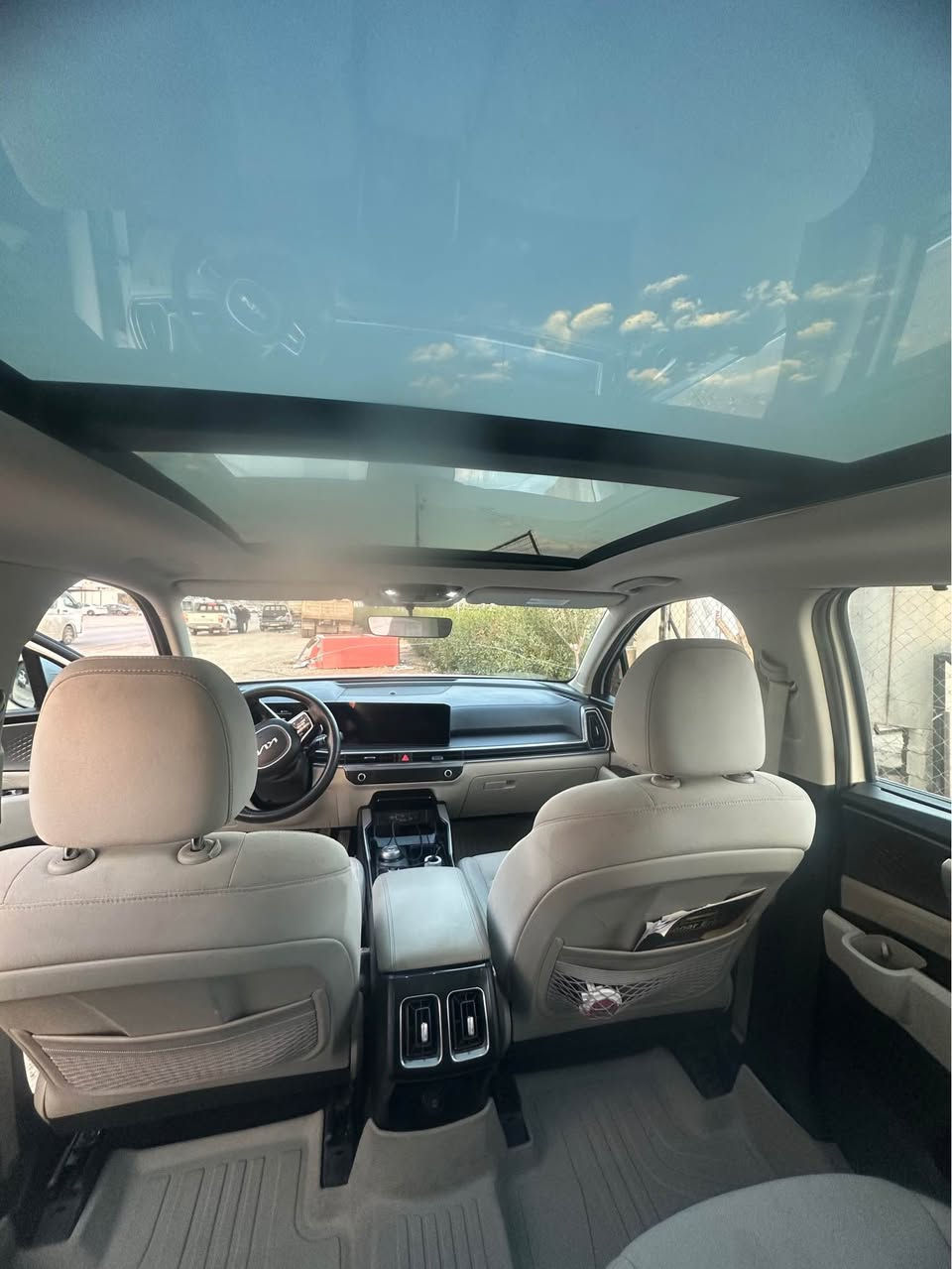 کیاسورینتو2025
فول فول مواصفات
پارچەرەشەلەسەرساغەی
١٠قطع اسود
ماشی ٢٧٠٠٠
سعر240$مجال
*********** أربيل, العراق
