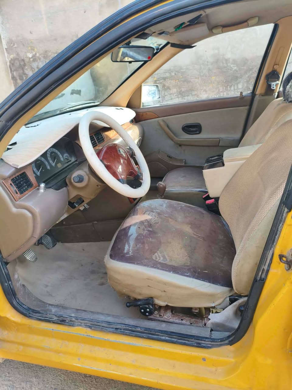 سمند موديل١١رقم انكليزي واسط السعر ٣٣بي مجال


**إذا كنت صاحب هذا الإعلان وتريد حذفه لأي سبب، رجاءا أرسل رسالة إلى الدعم الفني**