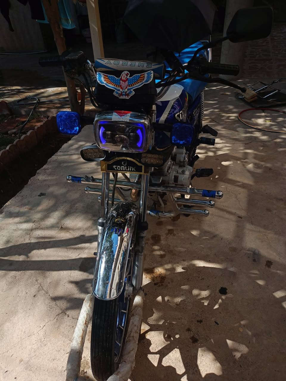 سلام عليكم
دراجه سيفان موديل 2024 مكفوله من كلشي ونضيفه وكلشي شغال وشوفت عينك والي يجيني اخلي عله راسي ***********
