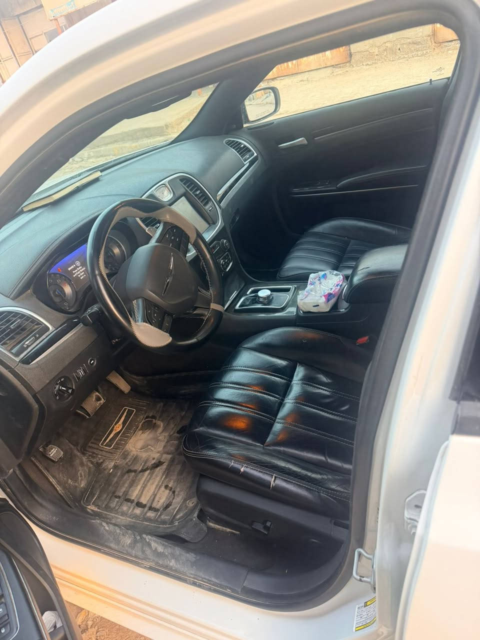 اوبامه S 300 2019 مسجله 22 حادث جاملغات خلفيه وصندوك مبدل بدون ارباك ماشيه 78 ميل سياره جديده مابيهه نقص
سعرهه 155 شراي يتصل وبخدمته ***********
