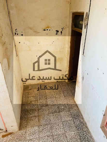 سعر الايجار ١٢٥ الف 💸 

النداء قرب شارع قنبر 

يحتوي على غرفه وصاله ومطبخ وفوك غرفه (مخزن)

للتواصل 

***********
